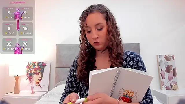 SharonMartini online show from 11/04/25, 11:31