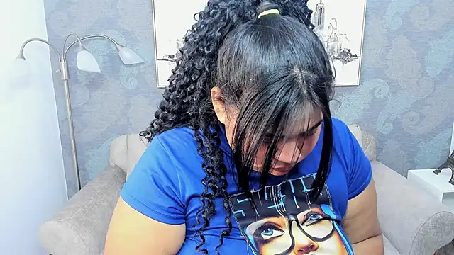 Sara clk online show from 02/04/26, 08:36