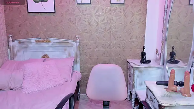 Sara clk online show from 03/27/26, 07:13