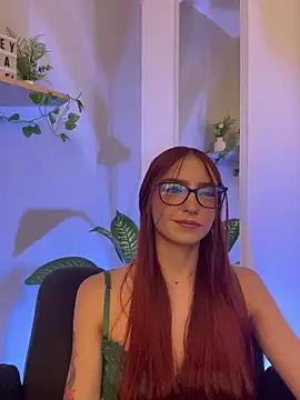 Snapshot of Im_sofiaaa chatting on 03/08/26, 02:48 Im sofiaaa online show from 03/08/26, 02:48