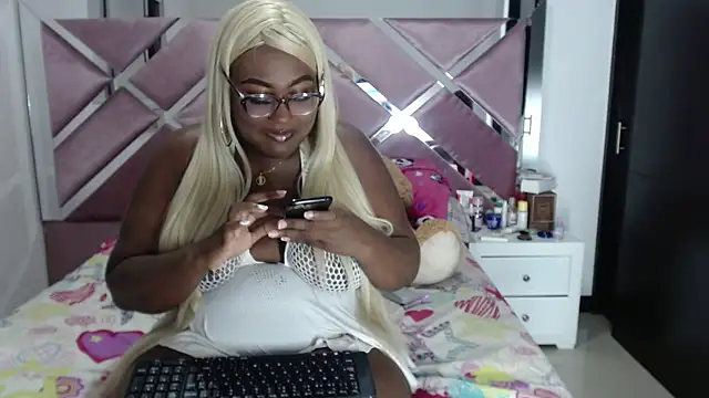 Antonellabigass online show from 10/22/25, 11:15