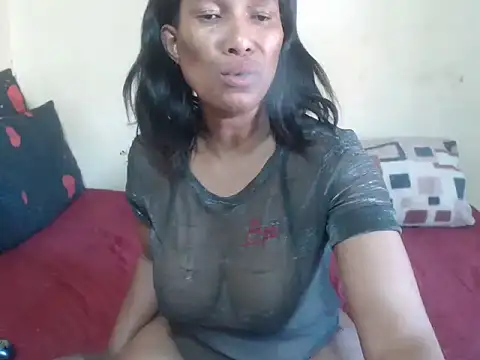 Phoenix Curvy69x online show from 10/24/25, 01:51