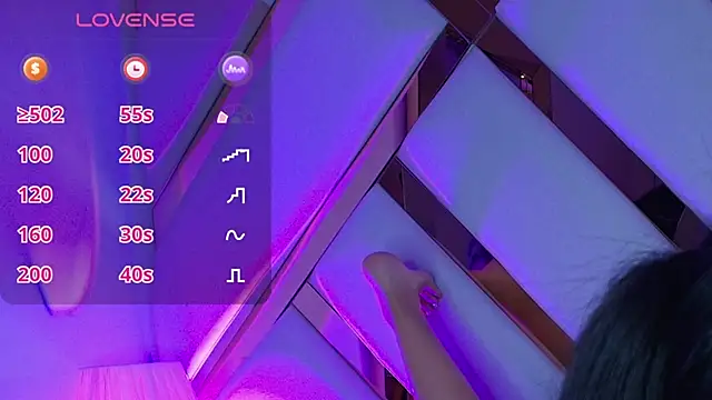 michelle cutee  online show from 04/01/26, 08:28