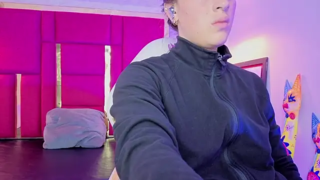 moon winy online show from 03/21/26, 11:48