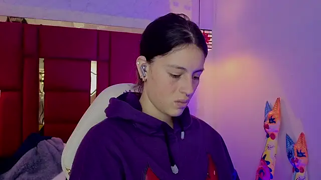 moon winy online show from 04/10/26, 11:59