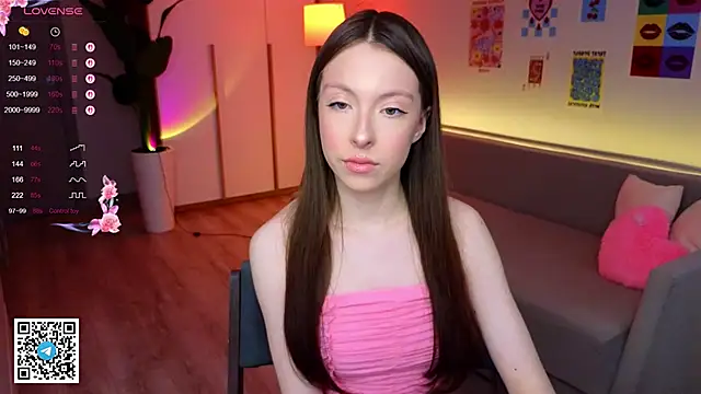 Snapshot of Yasmin_Kass chatting on 04/28/26, 06:40 Yasmin Kass online show from 04/28/26, 06:40