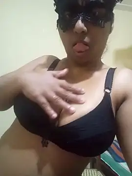 VeronicaPatel online show from 10/22/25, 03:45