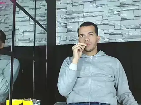 Snapshot of pether_hairy chatting on 11/30/25, 02:59 pether hairy online show from 11/30/25, 02:59