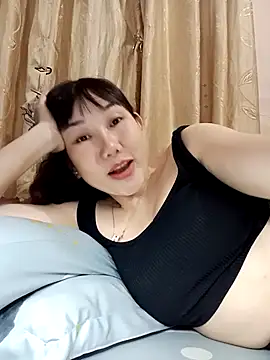 Ana-love2025 online show from 10/26/25, 02:01