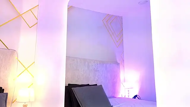 Martinaa Garcia online show from 04/13/26, 07:41