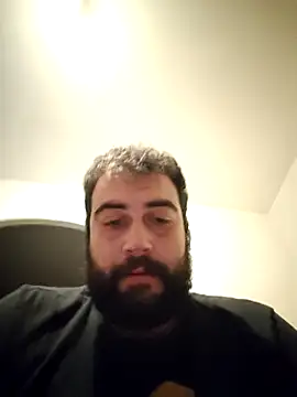 GluingPerson online show from 10/27/25, 02:48