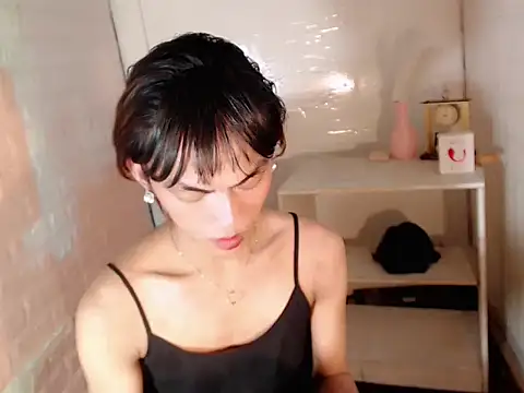 Snapshot of HaileyPresly chatting on 04/13/26, 06:57 HaileyPresly online show from 04/13/26, 06:57