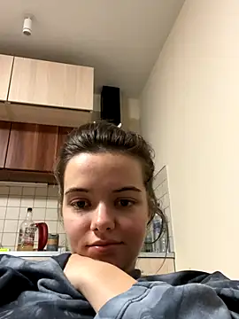AForgottenElf online show from 10/27/25, 04:22