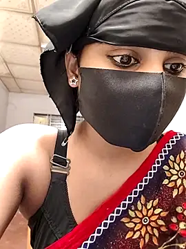 Snapshot of Zisha- chatting on 10/20/25, 05:57 Zisha- online show from 10/20/25, 05:57