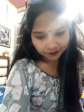 Vanshika1432 online show from 10/19/25, 12:28