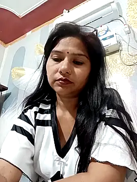 Vanshika1432 online show from 10/20/25, 12:33