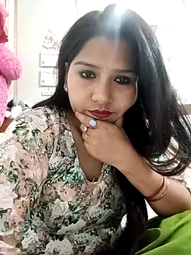 Vanshika1432 online show from 10/27/25, 05:00