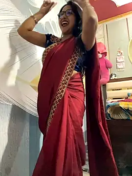 Vanshika1432 online show from 11/08/25, 06:35