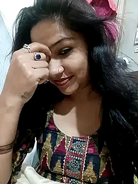 Vanshika1432 online show from 11/08/25, 07:12