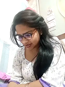 Vanshika1432 online show from 11/11/25, 05:13