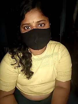 Snapshot of Priyanka-Khan chatting on 04/19/26, 05:56 Priyanka-Khan online show from 04/19/26, 05:56