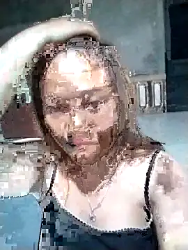 mai-cute online show from 10/17/25, 01:57