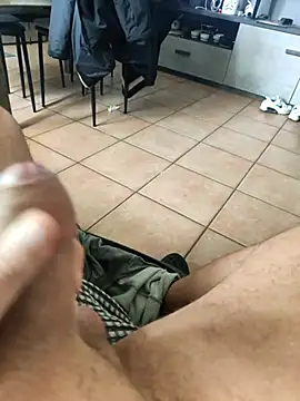 Italianstyle79 online show from 11/16/25, 08:09