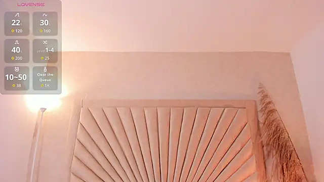 Emma duff online show from 11/08/25, 12:22