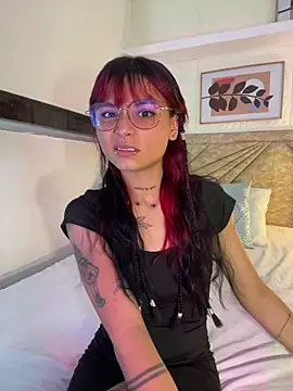 Emma duff online show from 03/20/26, 07:52