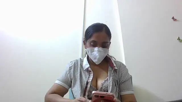 Snapshot of shainiasha1 chatting on 07/15/26, 05:51 shainiasha1 online show from 07/15/26, 05:51