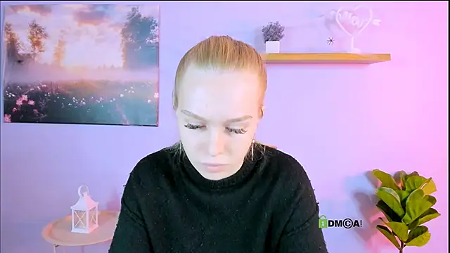 Snapshot of megan_cold chatting on 11/02/25, 10:06 megan cold online show from 11/02/25, 10:06