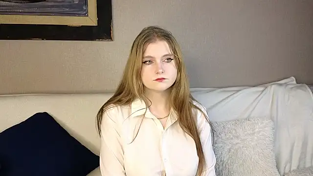 Snapshot of NightSaffron chatting on 11/27/25, 06:48 NightSaffron online show from 11/27/25, 06:48