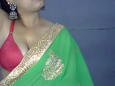 ANKITA THAKUR online show from 11/08/25, 03:01