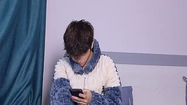 Stuffy-111 online show from 10/30/25, 04:58