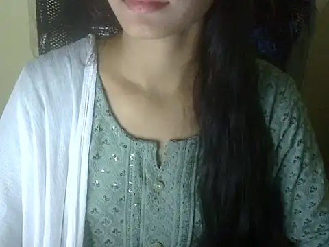 Snapshot of Shezi_N chatting on 10/27/25, 12:42 Shezi N online show from 10/27/25, 12:42
