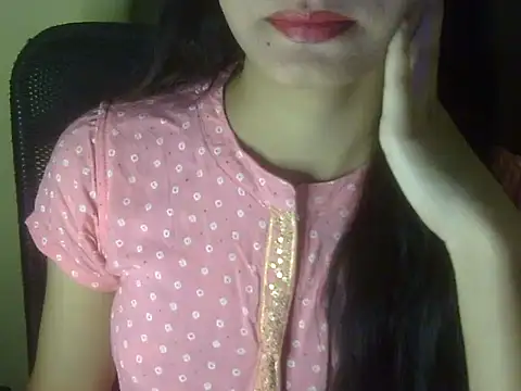 Snapshot of Shezi_N chatting on 02/13/26, 01:51 Shezi N online show from 02/13/26, 01:51