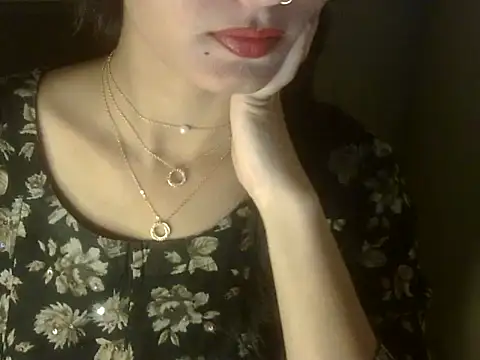 Snapshot of Shezi_N chatting on 02/15/26, 02:36 Shezi N online show from 02/15/26, 02:36