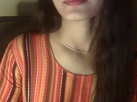 Snapshot of Shezi_N chatting on 02/22/26, 06:06 Shezi N online show from 02/22/26, 06:06