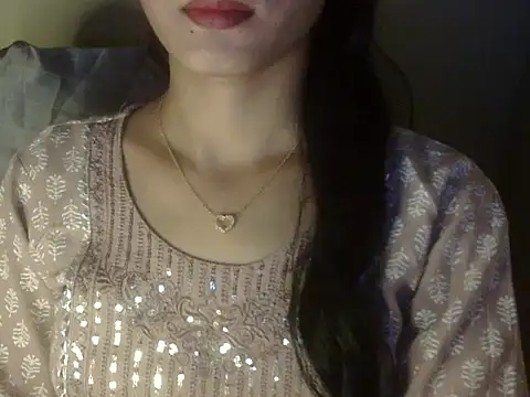 Snapshot of Shezi_N chatting on 03/09/26, 04:00 Shezi N online show from 03/09/26, 04:00