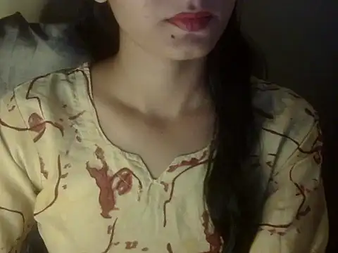 Snapshot of Shezi_N chatting on 03/26/26, 01:28 Shezi N online show from 03/26/26, 01:28