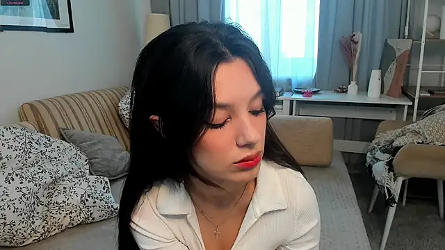 DemetraSadahiro online show from 11/16/25, 07:03