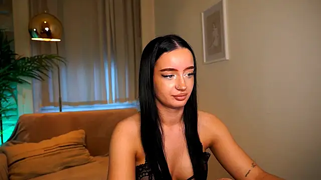 Snapshot of _blackpearlll chatting on 04/15/26, 05:20 blackpearlll online show from 04/15/26, 05:20