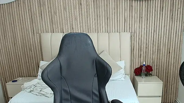 Aziz daud online show from 10/24/25, 12:01