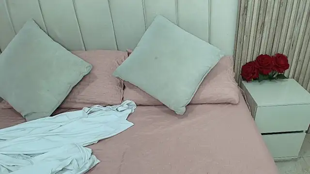 Aziz daud online show from 10/26/25, 12:11