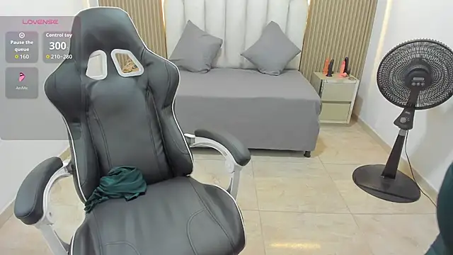 Snapshot of Aziz_daud chatting on 02/11/26, 07:19 Aziz daud online show from 02/11/26, 07:19