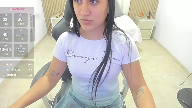 Snapshot of Aziz_daud chatting on 03/20/26, 07:19 Aziz daud online show from 03/20/26, 07:19