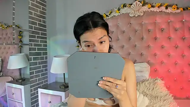 TanyaBello online show from 04/18/26, 04:05