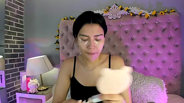 Snapshot of TanyaBello chatting on 06/30/26, 04:24 TanyaBello online show from 06/30/26, 04:24