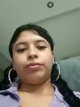 petite coral online show from 01/06/26, 11:51