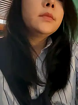 Alice9988 online show from 10/17/25, 08:28